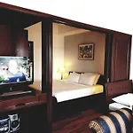 Bintang Suites At Times Square